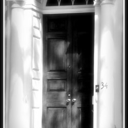 CHARLESTON DOOR 34Z